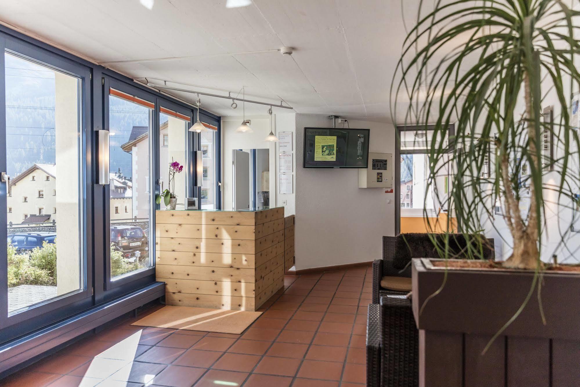 Gaestehaus Convict Zuoz Exteriér fotografie
